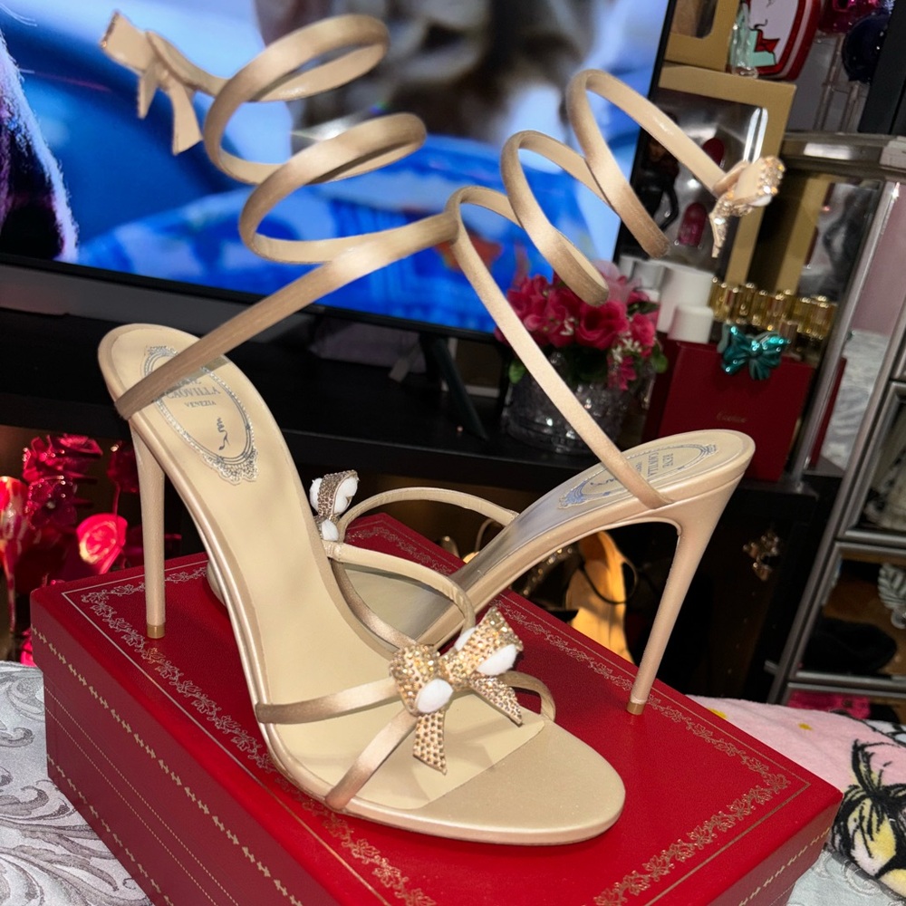 Rene Caovilla size 41.5 105mm nude statin with two strass bows